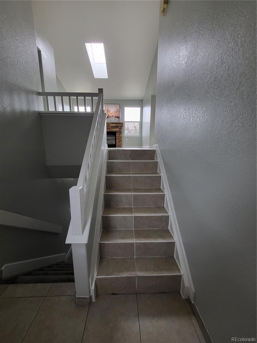 4925 Freeport Way Denver, CO 80239 - Photo 2 of 17