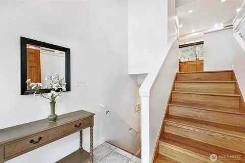 $1,295,000 | 14627 Southeast Newport Way, Bellevue, WA 98006