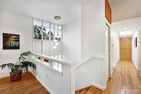 $1,295,000 | 14627 Southeast Newport Way, Bellevue, WA 98006