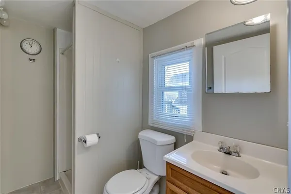 $250,000 | 11757 State Route, Chaumont, NY 13622