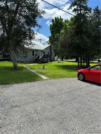 $250,000 | 11757 State Route, Chaumont, NY 13622