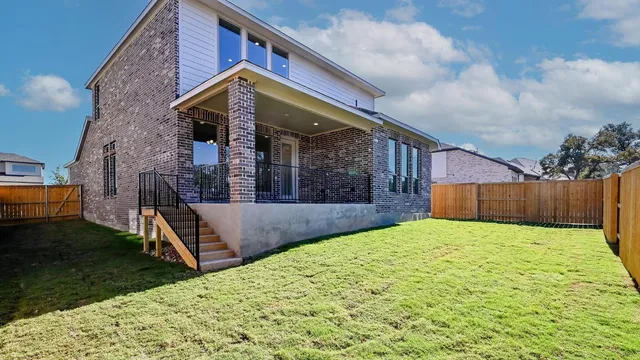 $494,900 | 318 Prickly Poppy Loop, Kyle, TX 78640