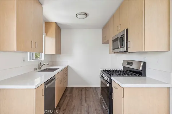 $3,550 | 375 Woodland Place, Unit C, Costa Mesa, CA 92627