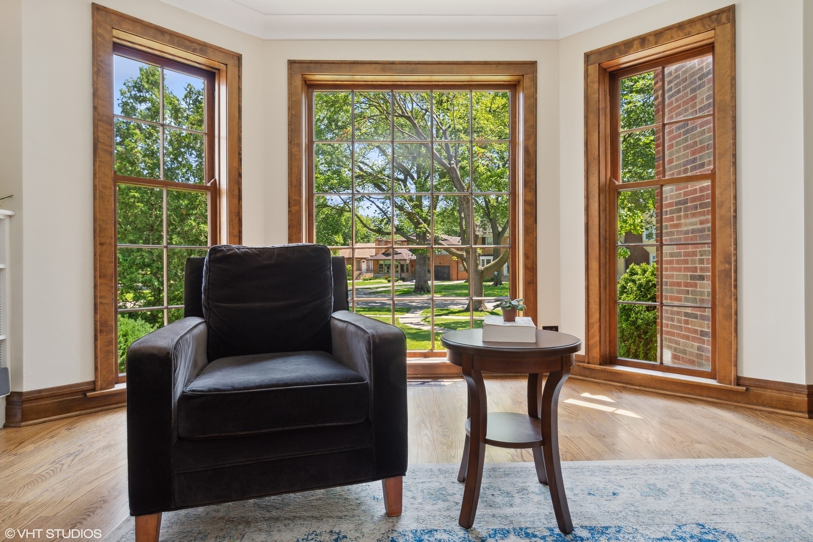 414 Audubon Road Riverside, IL 60546 - Photo 11 of 51 a living room with furniture and a window
