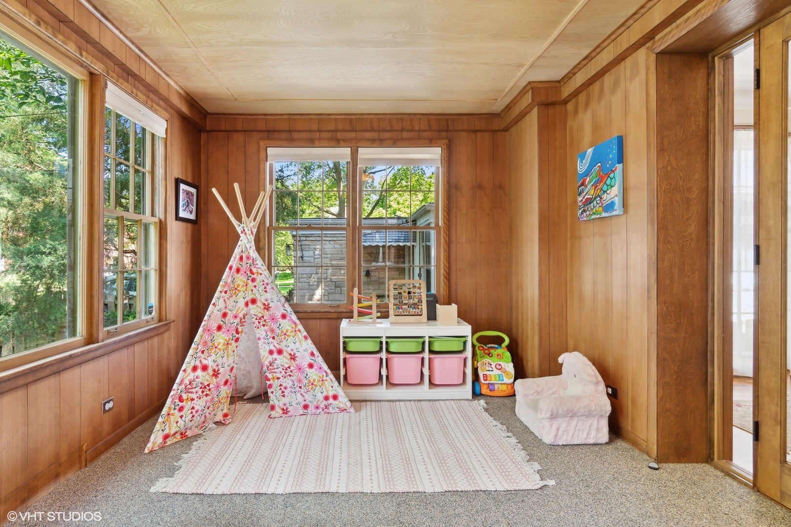 414 Audubon Road Riverside, IL 60546 - Photo 22 of 51 a living room with furniture and floor