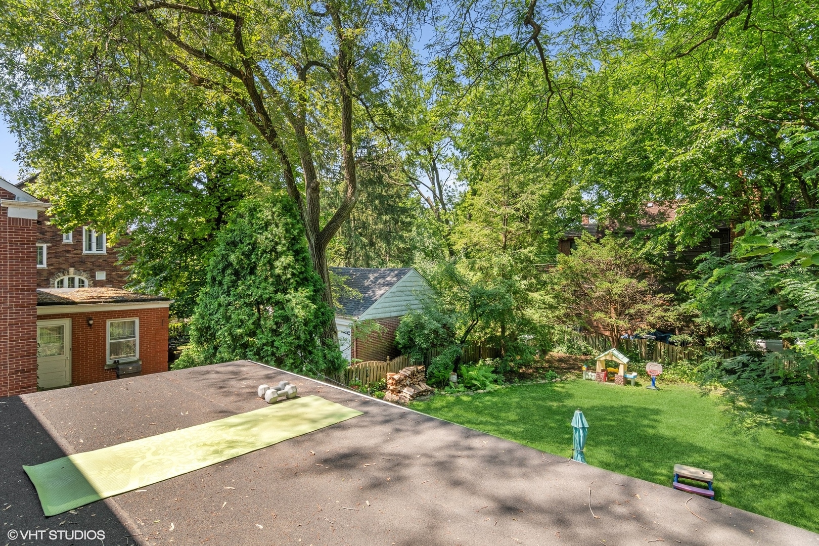 414 Audubon Road Riverside, IL 60546 - Photo 38 of 51 a view of outdoor space and yard