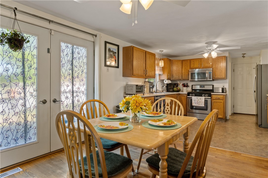 591 Sandy Lane Warwick, RI 02889 - Photo 8 of 47