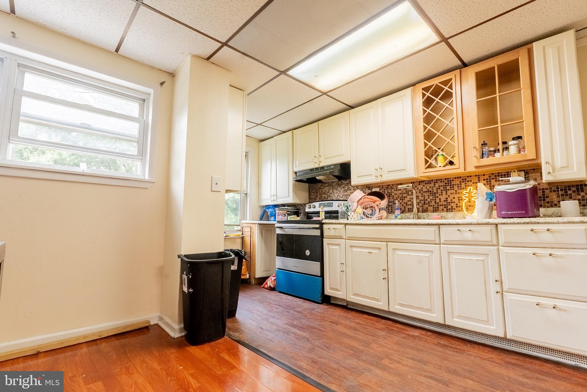 135 Greenwood Road Sharon Hill, PA 19079 - Photo 8 of 20 Bright and inviting kitchen space.