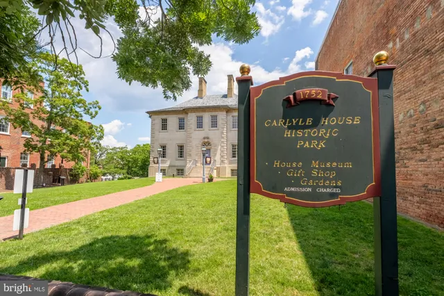 $999,900 | 115 North Lee Street, Unit BH207, Alexandria, VA 22314