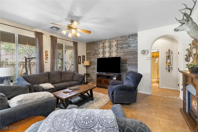 $510,500 | 648 Sunrise Lake Place, Henderson, NV 89002