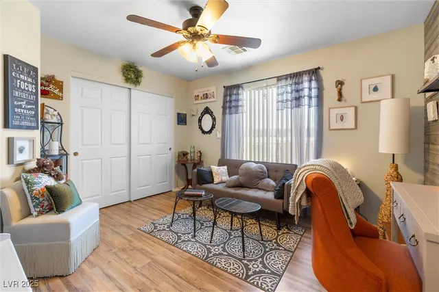 $510,500 | 648 Sunrise Lake Place, Henderson, NV 89002