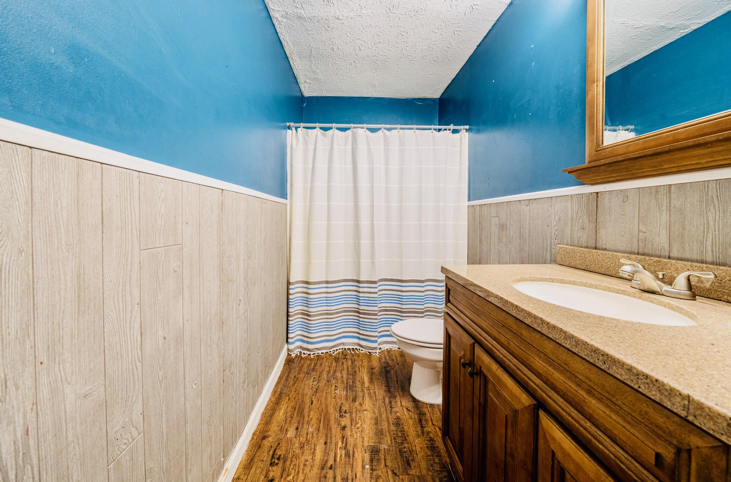 255 Booth Road Pine Ridge, KY 41360 - Photo 14 of 33 Bathroom