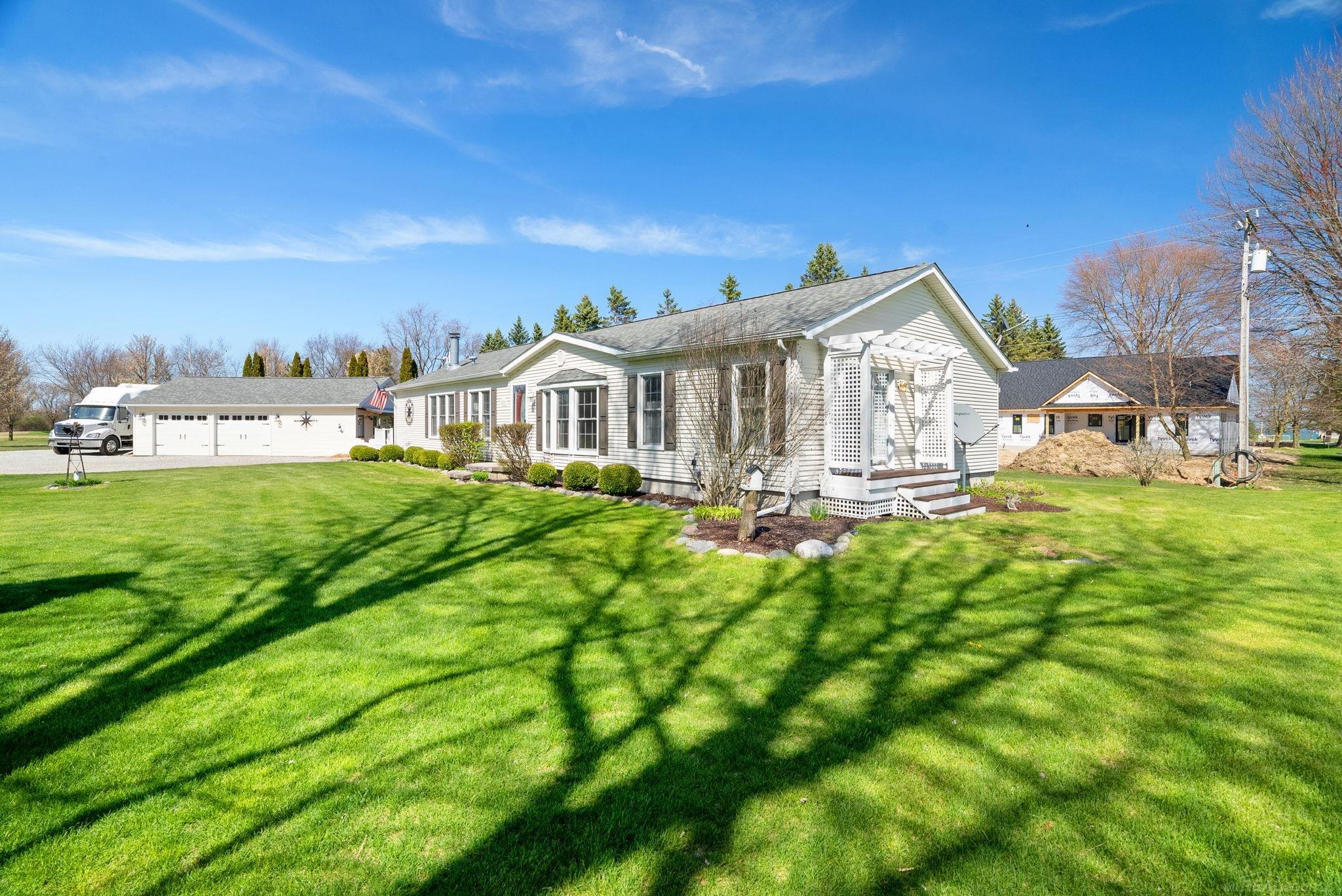 6273 Santa Barbara Road Lexington, MI 48450 - Photo 10 of 57
