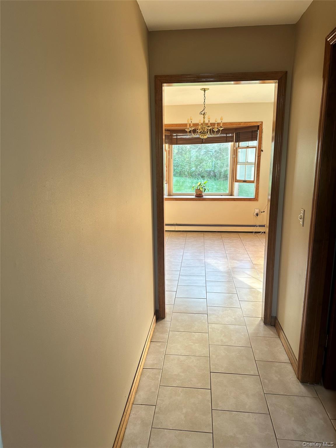 41 Saddle Ridge Drive Hopewell Junction, NY 12533 - Photo 19 of 50 Hallway to kitchen