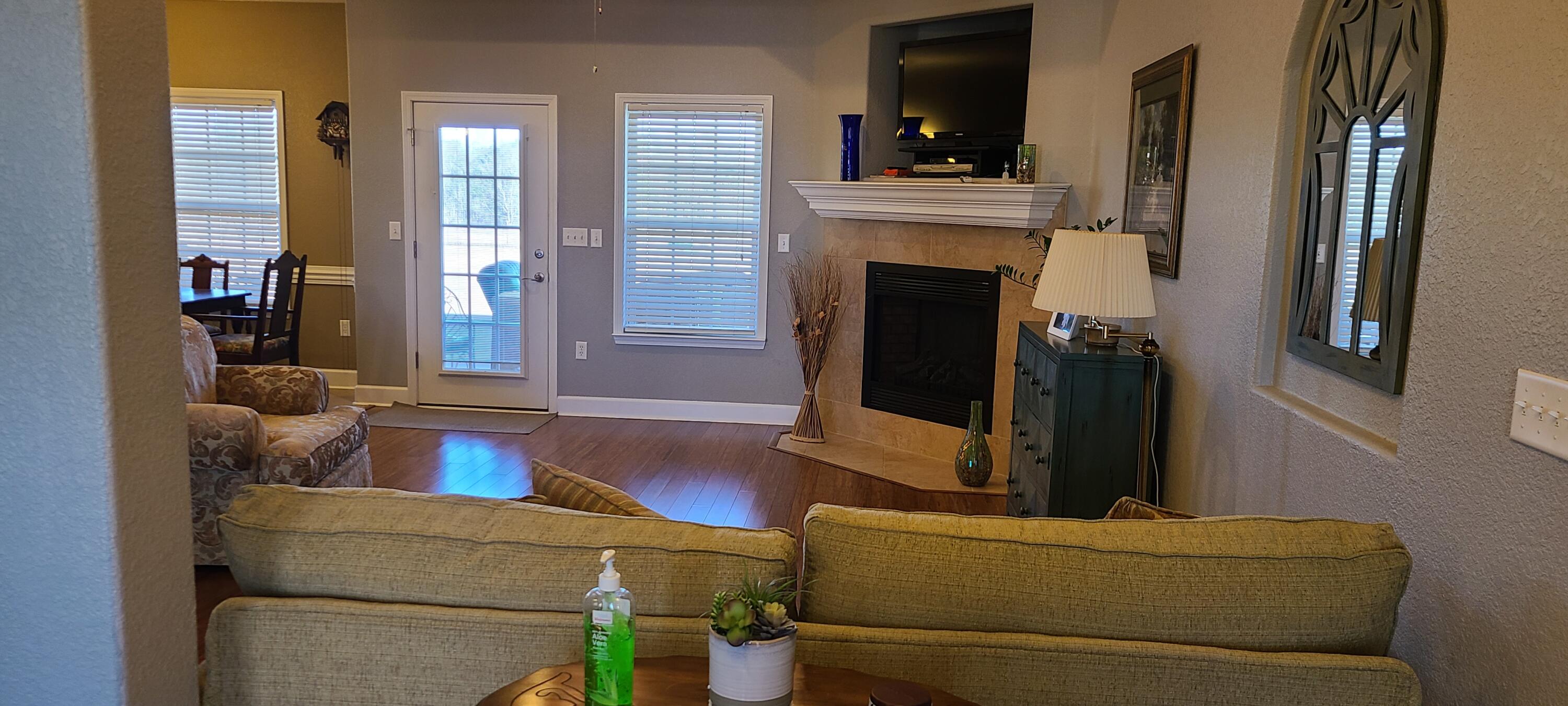 576 Perkins Road Laurel Hill, FL 32567 - Photo 15 of 70 Family Room