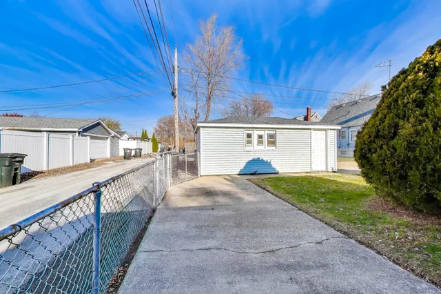 $144,900 | 5506 Wegg Avenue, East Chicago, IN 46312