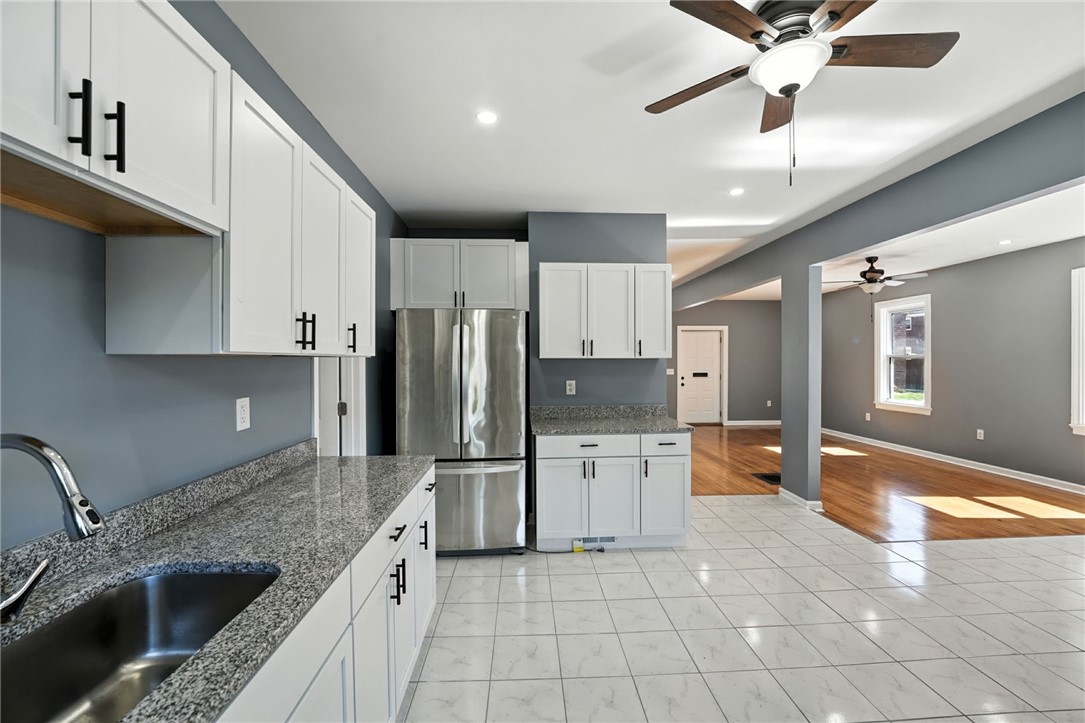 32 Carver Street Pawtucket, RI 02860 - Photo 15 of 42