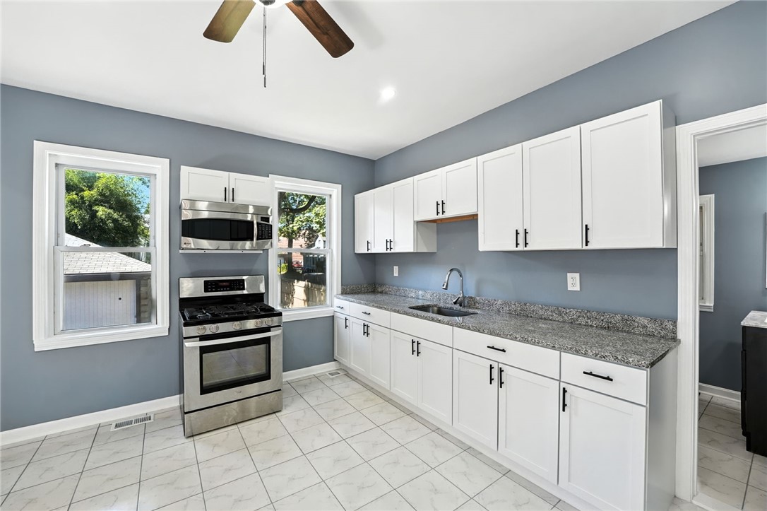 32 Carver Street Pawtucket, RI 02860 - Photo 16 of 42