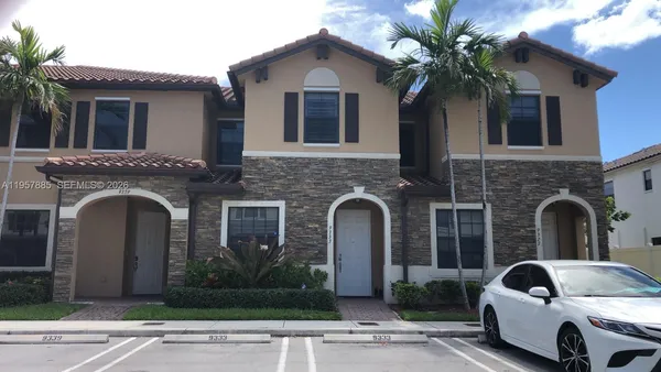 $510,000 | 9333 West 33rd Lane, Unit 9333, Hialeah Gardens, FL 33018