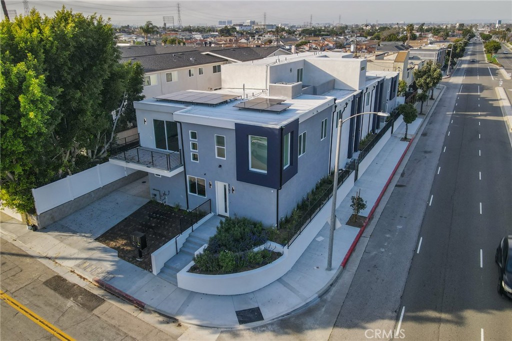 2707 Ruhland Avenue Redondo Beach, CA 90278 - Photo 3 of 54