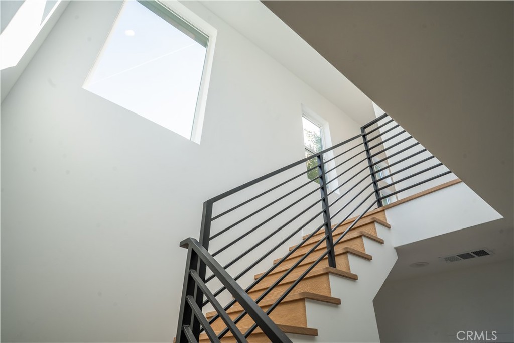 2707 Ruhland Avenue Redondo Beach, CA 90278 - Photo 9 of 54
