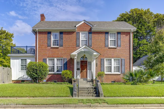 $259,000 | 2203 Wilson Street, Vicksburg, MS 39180