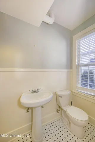 $259,000 | 2203 Wilson Street, Vicksburg, MS 39180