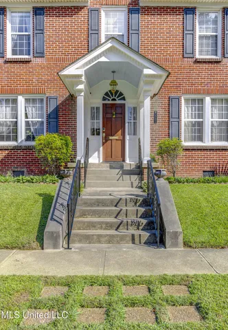 $259,000 | 2203 Wilson Street, Vicksburg, MS 39180