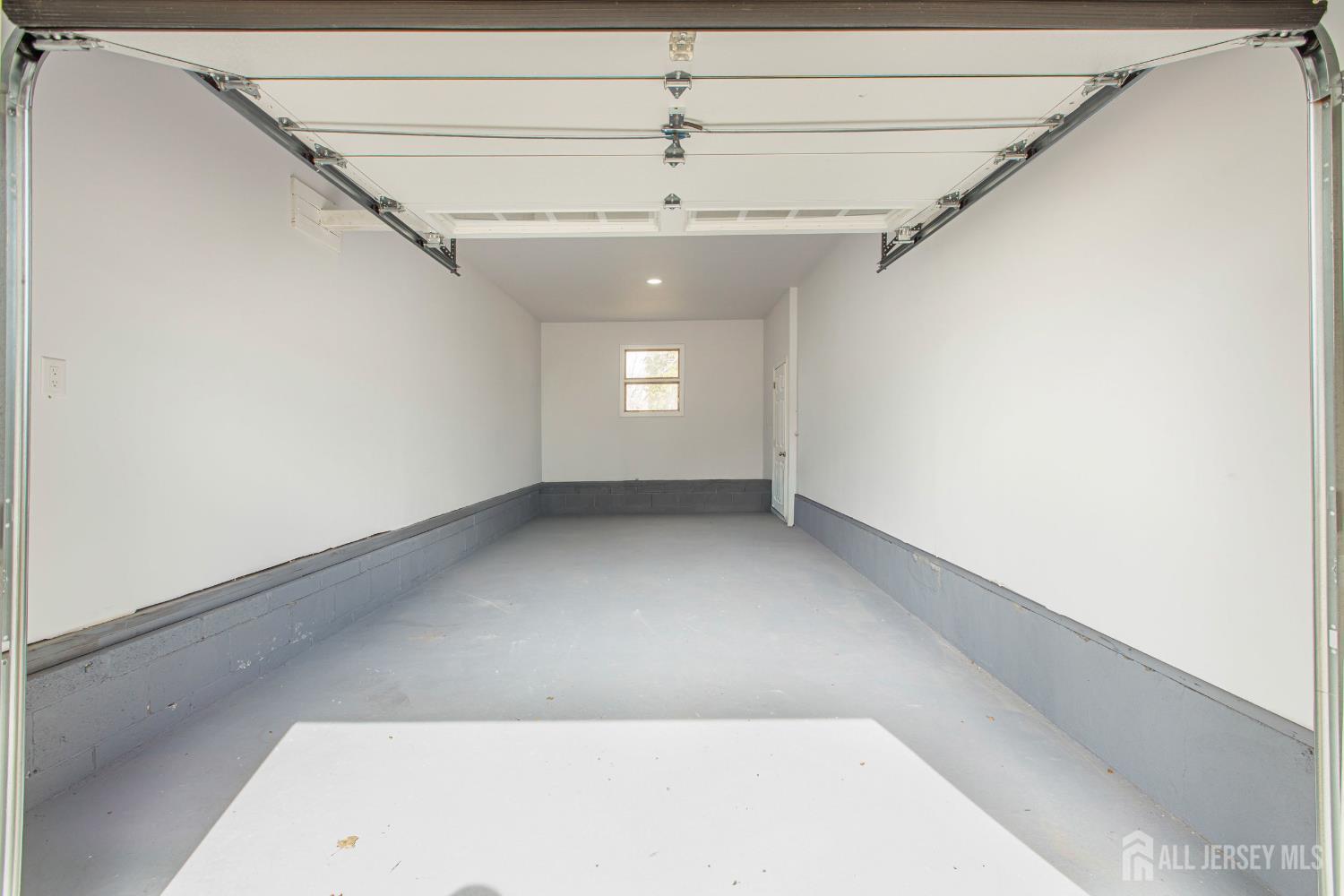 12 North Pennington Road New Brunswick, NJ 08901 - Photo 4 of 50 a view of empty room