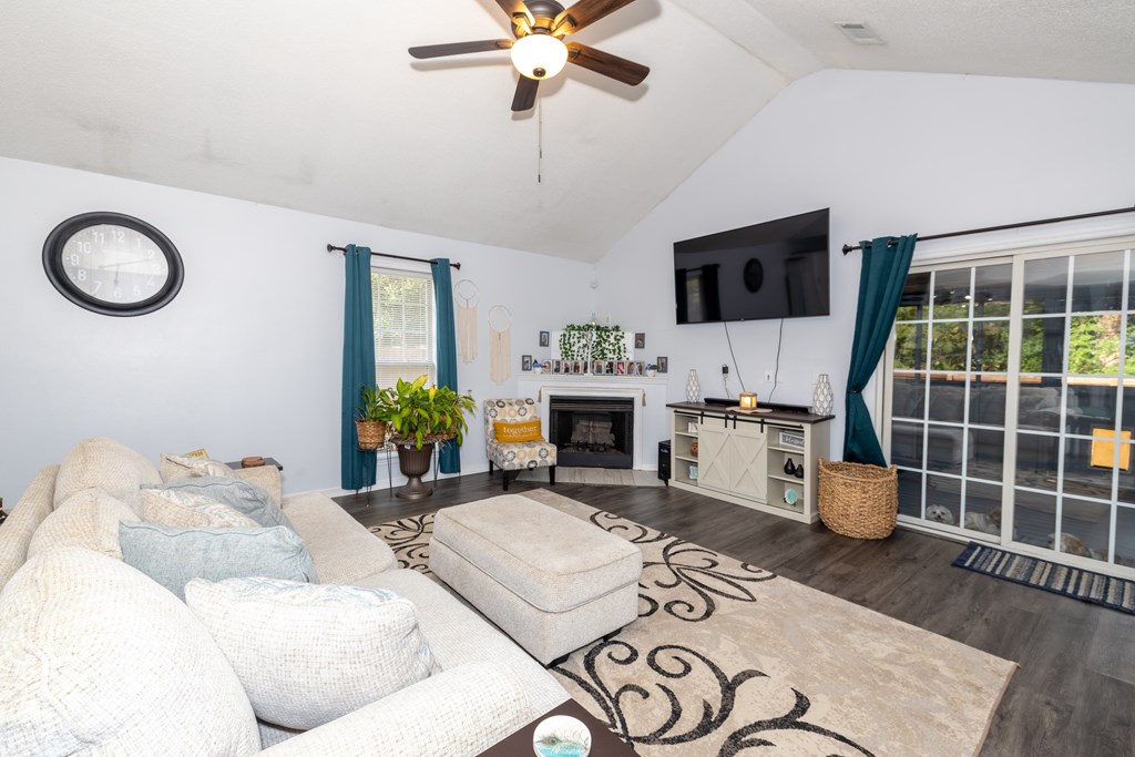 233 Mimosa Road Phenix City, AL 36870 - Photo 12 of 31 Gallery Image 12