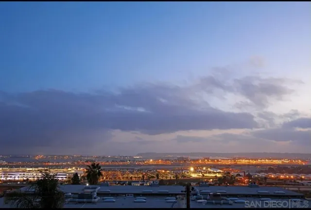 $899,000 | 1670 Guy Street, Unit B, San Diego, CA 92103