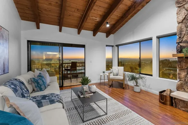 $899,000 | 1670 Guy Street, Unit B, San Diego, CA 92103