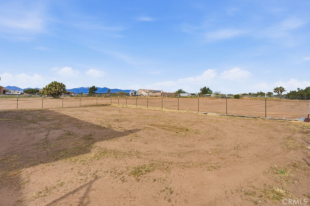 7838 Cataba Road Hesperia, CA 92344 - Photo 49 of 61