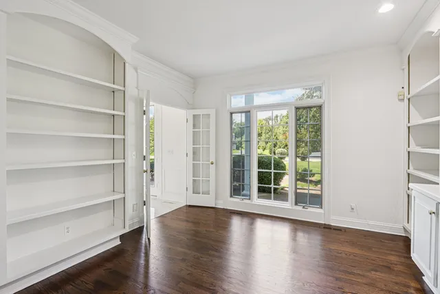 $1,199,000 | 6605 Oakwood Manor Drive, Crystal Lake, IL 60012