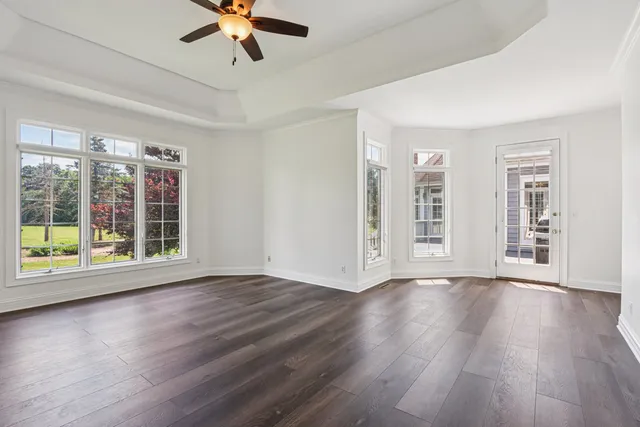 $1,199,000 | 6605 Oakwood Manor Drive, Crystal Lake, IL 60012