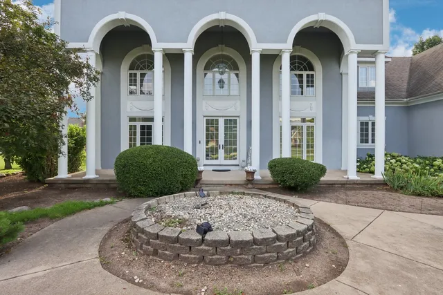 a view of entryway with stairs