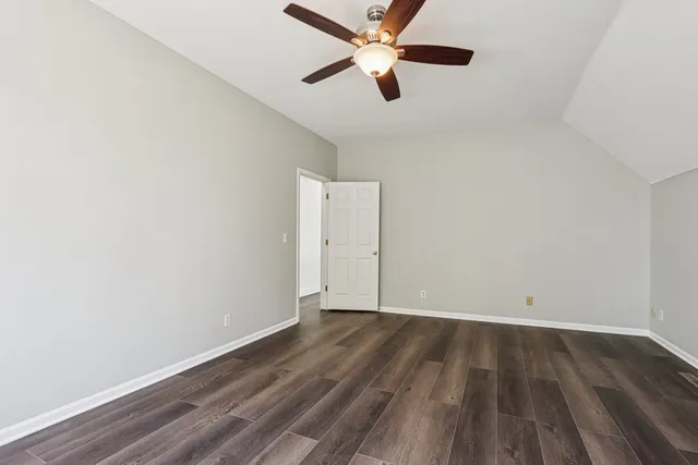 $1,199,000 | 6605 Oakwood Manor Drive, Crystal Lake, IL 60012