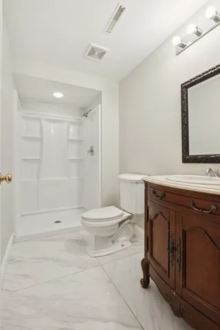 $1,199,000 | 6605 Oakwood Manor Drive, Crystal Lake, IL 60012