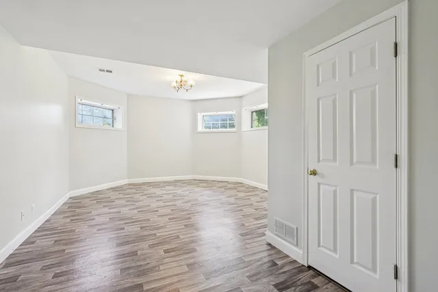 $1,199,000 | 6605 Oakwood Manor Drive, Crystal Lake, IL 60012