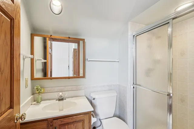 $1,199,000 | 6605 Oakwood Manor Drive, Crystal Lake, IL 60012