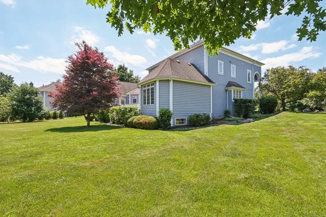 $1,199,000 | 6605 Oakwood Manor Drive, Crystal Lake, IL 60012