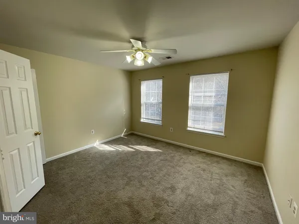 $3,800 | 15518 Toddsbury Lane, Manassas, VA 20112