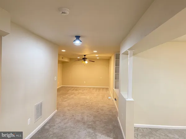 $3,800 | 15518 Toddsbury Lane, Manassas, VA 20112
