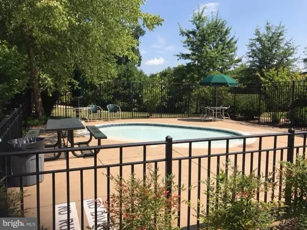 $3,800 | 15518 Toddsbury Lane, Manassas, VA 20112