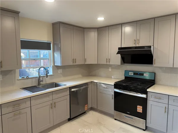$2,600 | 13725 Kenmore Avenue, Baldwin Park, CA 91706