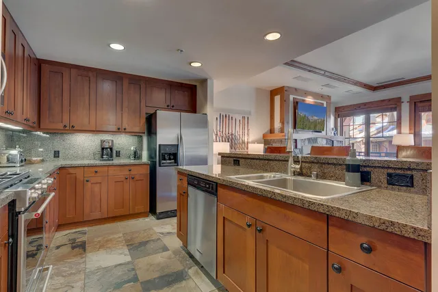 $1,325,000 | 7001 Northstar Drive, Unit 411, Truckee, CA 96161