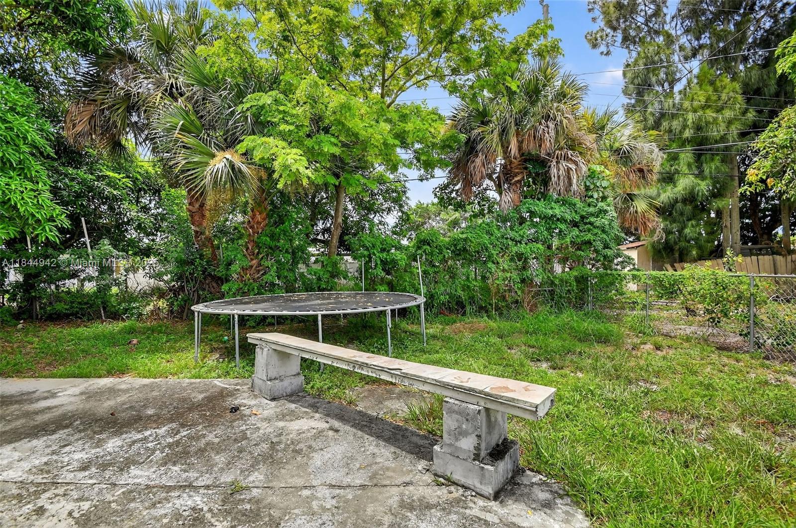 1368 11th Street West Palm Beach, FL 33401 - Photo 6 of 7