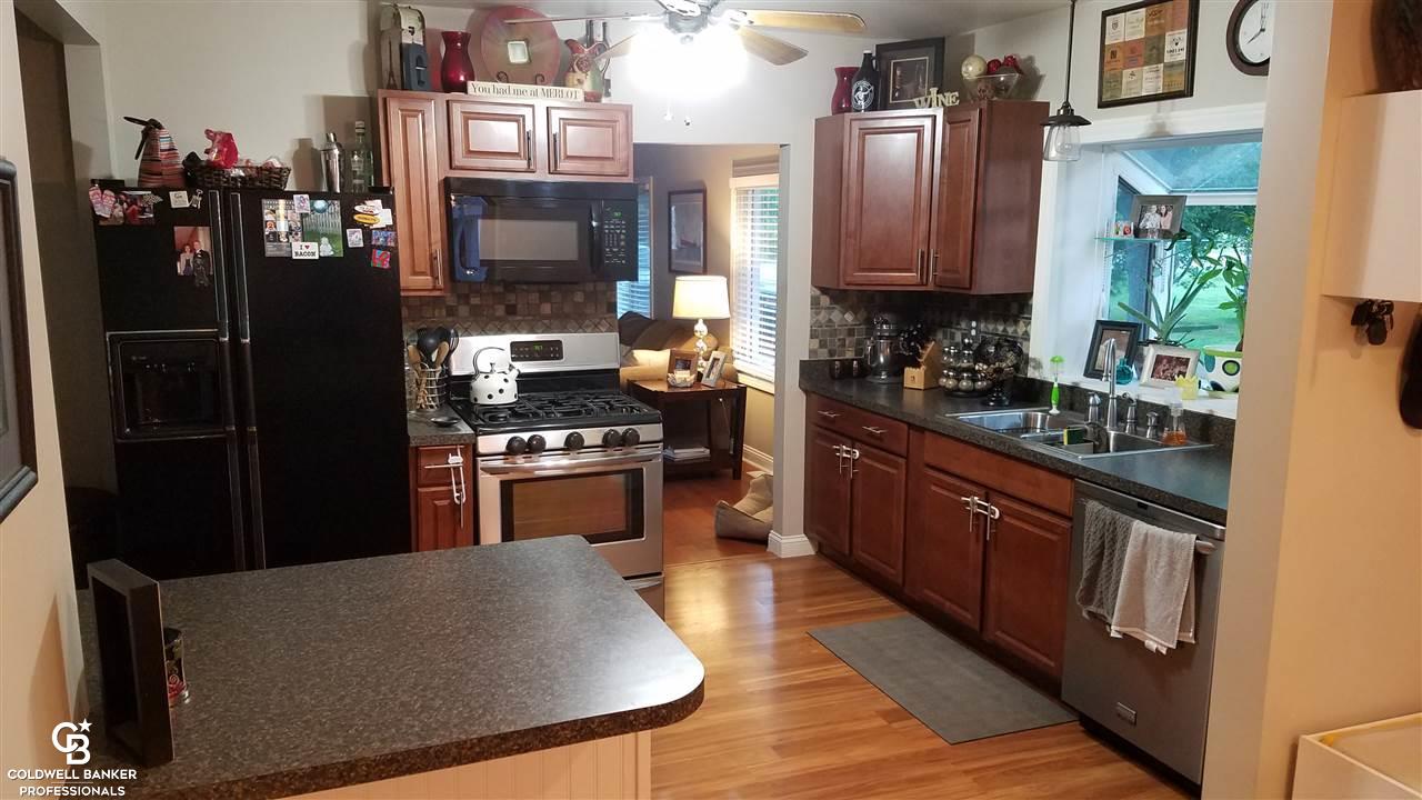 7630 Lapeer Road Avoca, MI 48006 - Photo 2 of 24