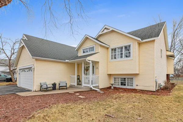 $425,000 | 2180 135th Lane Northwest, Andover, MN 55304