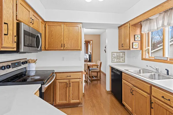 $425,000 | 2180 135th Lane Northwest, Andover, MN 55304